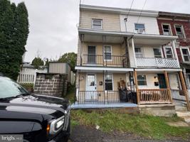 featured image of 105 East St
