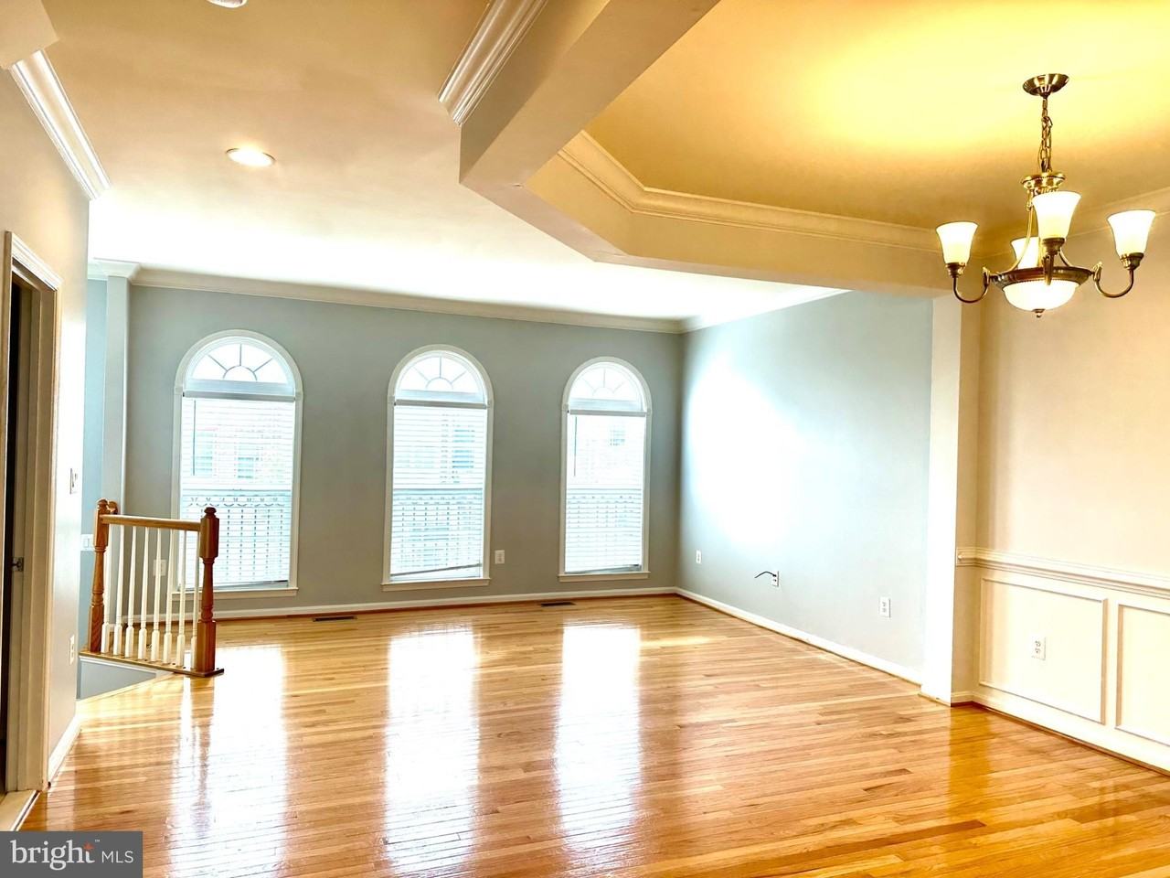 9147 Furey Rd - Photo 3 of 33