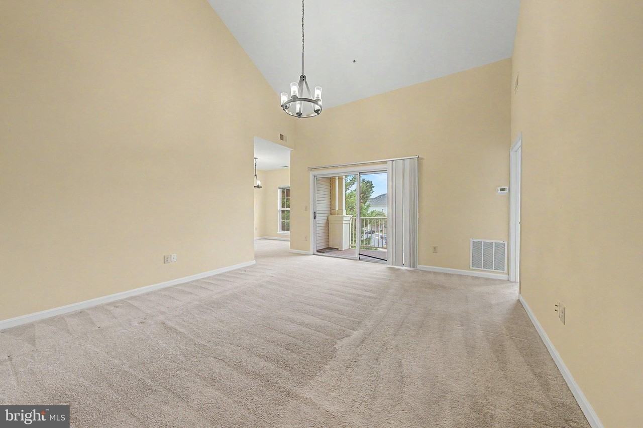 Westbrook Dr #304 - Photo 6 of 24