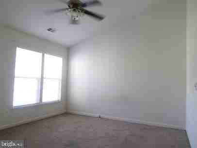 4712 Hanrahan Pl - Photo 7 of 20