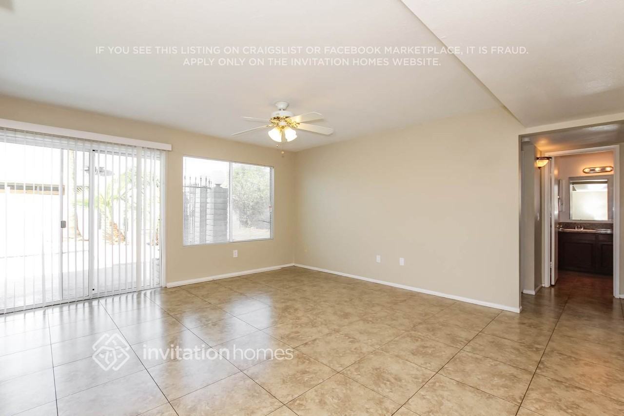 4402 W Crocus Dr - Photo 6 of 21