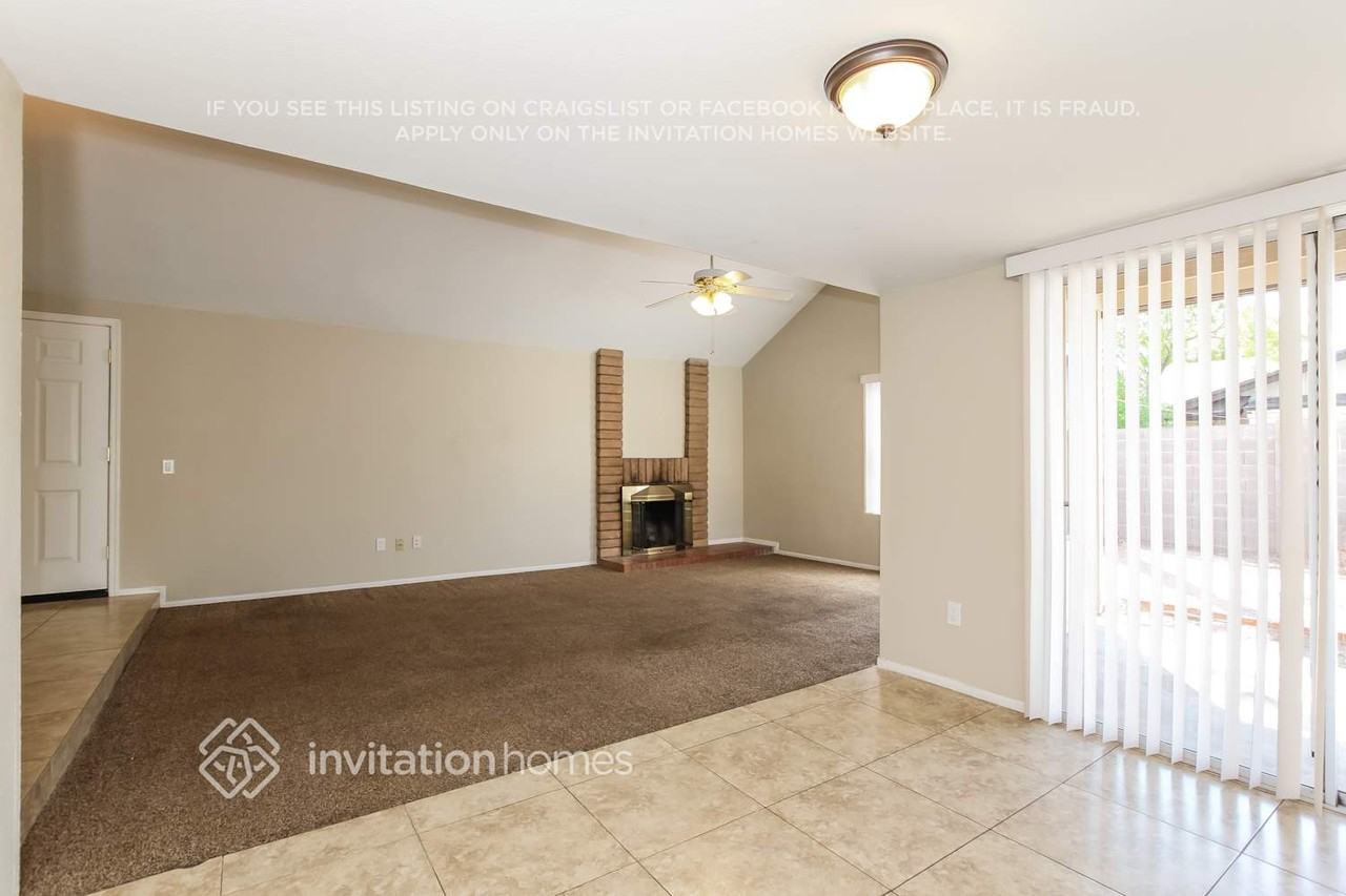 4402 W Crocus Dr - Photo 7 of 21