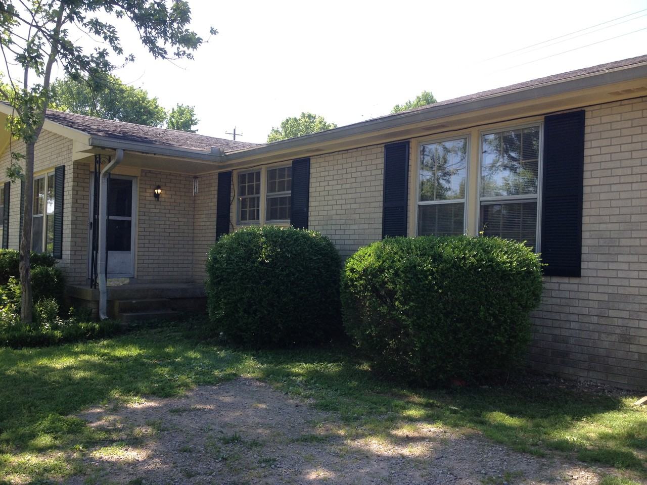 7435 George Gaines Rd - Photo 2 of 13