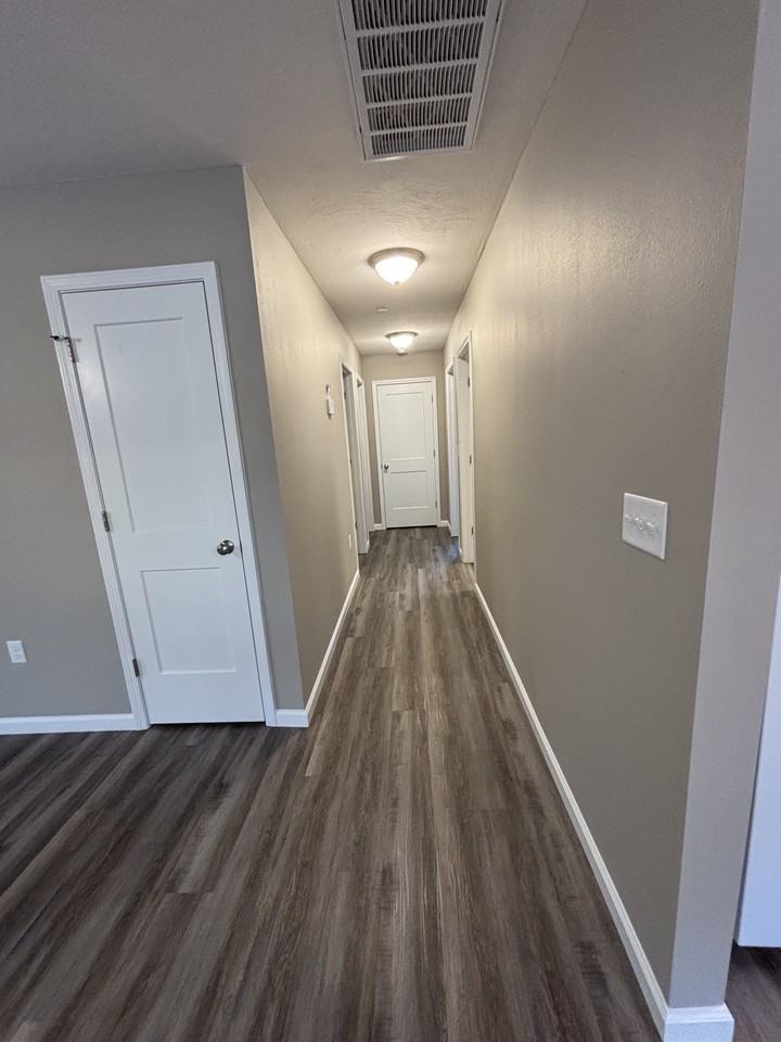 1634 W Scott St #1 - Photo 7 of 26