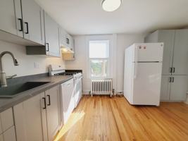 featured image of 33 Holcomb Ave #2
