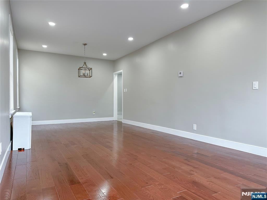 20 4th St - Photo 3 of 24