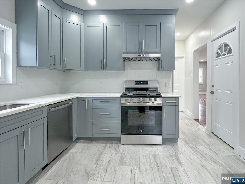 20 4th St - Photo 6 of 24