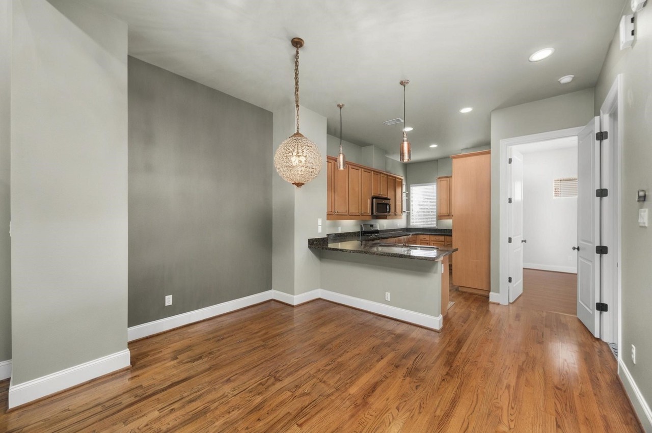 1604 White St - Photo 6 of 29