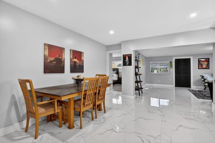 3330 Northwest 69th Street - Photo 5 of 8