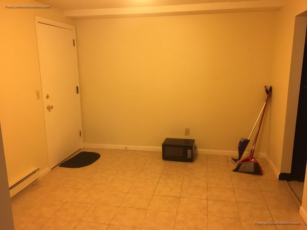 740 Central St #J1 - Photo 5 of 7