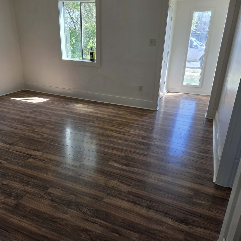 2111 Darrow Ave #1 - Photo 2 of 10