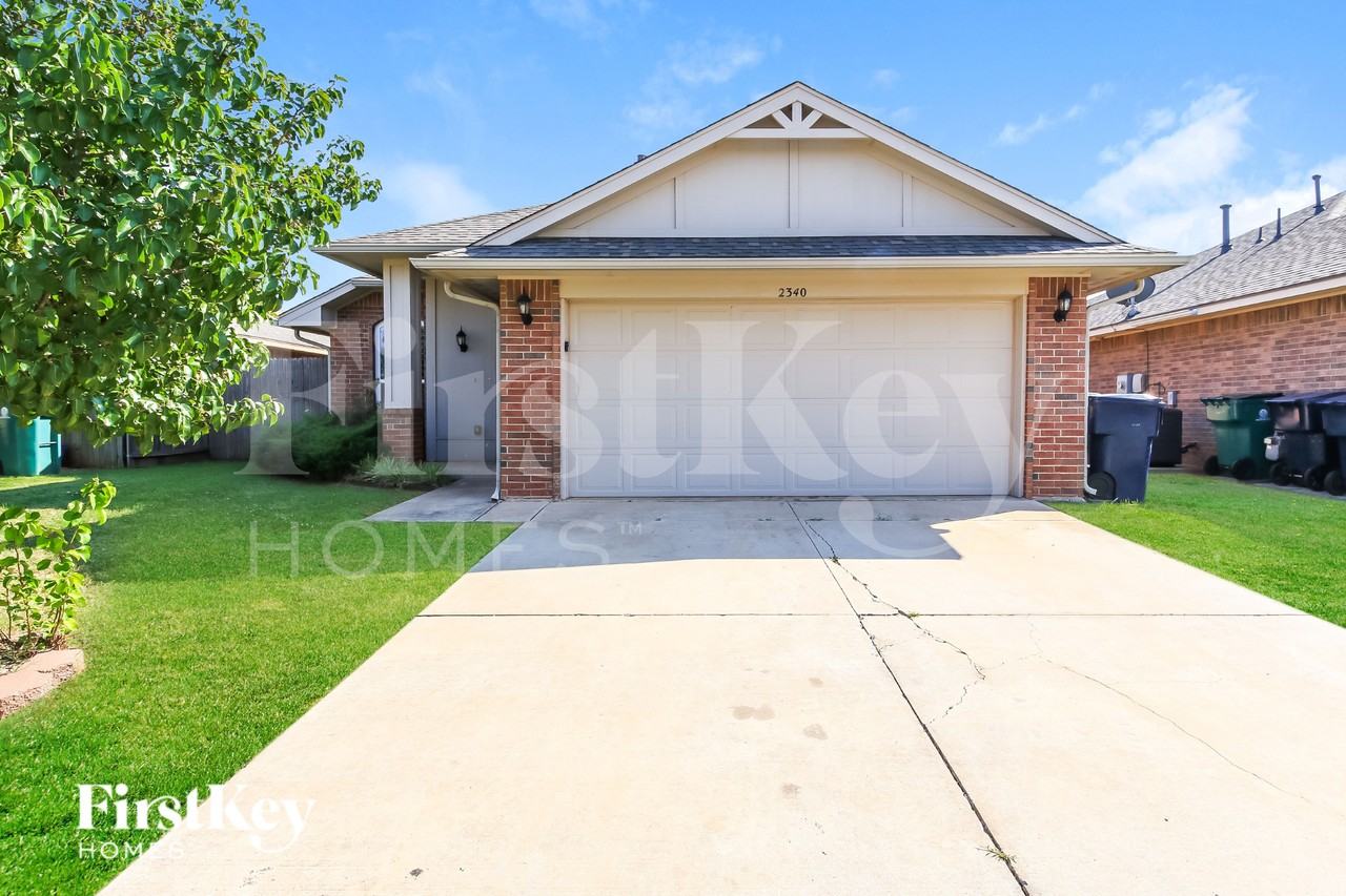2340 Nw 196th St - Photo 2 of 15