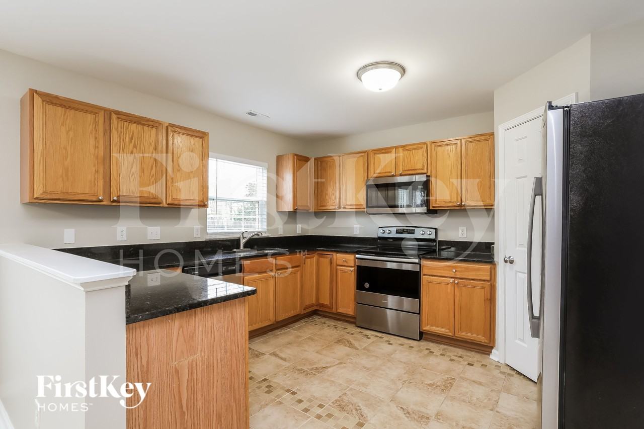 5 Stepney Ct - Photo 7 of 15