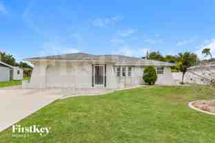 560 Donora St - Photo 1 of 1