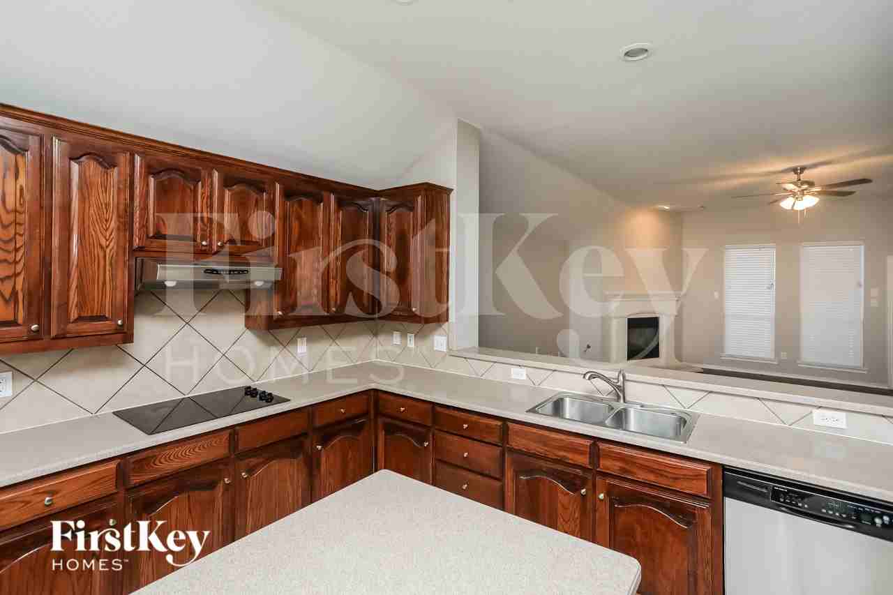 3260 Serpis - Photo 5 of 16
