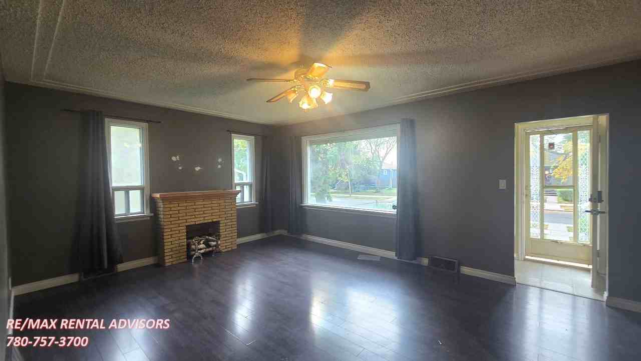 12715 126 St Nw - Photo 5 of 16