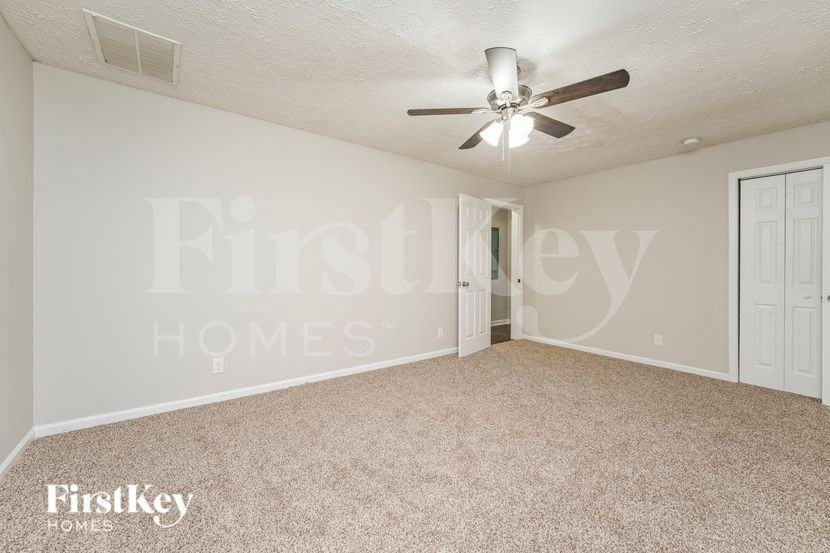2690 Joyce Ave - Photo 7 of 16