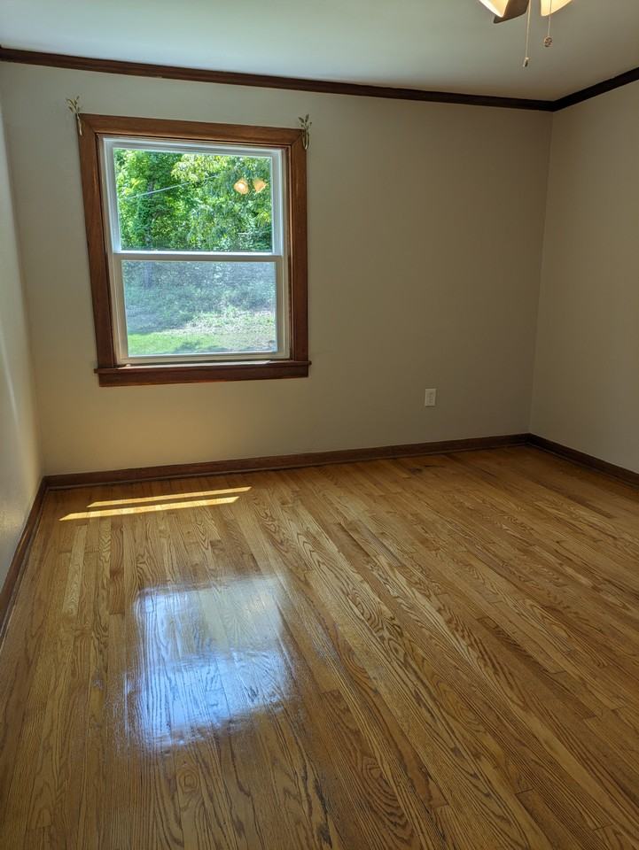 6100 Circle Wood Ln - Photo 7 of 18