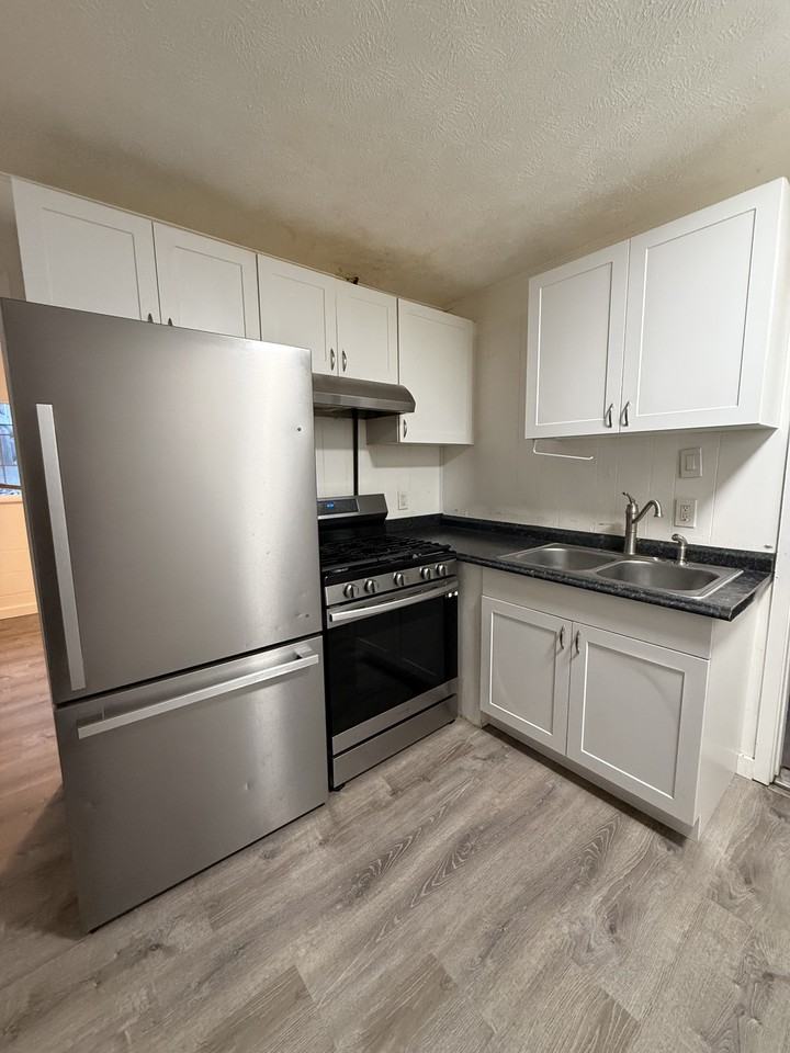 841 Olena St #2 - Photo 6 of 7
