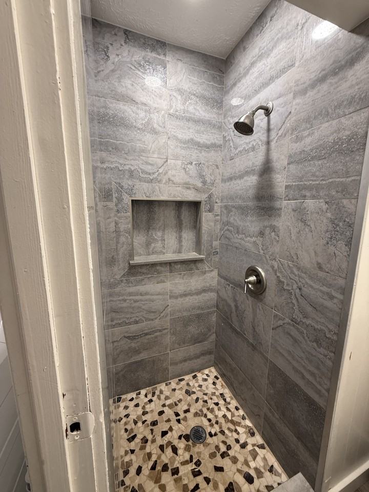 841 Olena St #2 - Photo 7 of 7