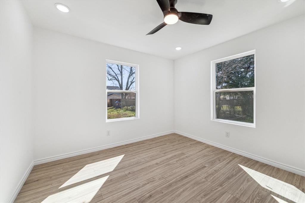 1915 Pannell St - Photo 2 of 14