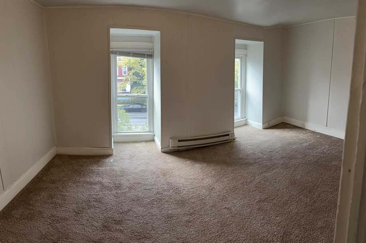 1920 State St #2 - Photo 5 of 7
