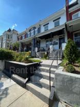 318 Seaton Pl Ne #A - Photo 1 of 1