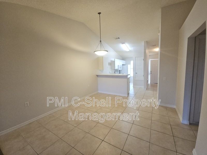 3012 Brigantine Dr - Photo 3 of 12