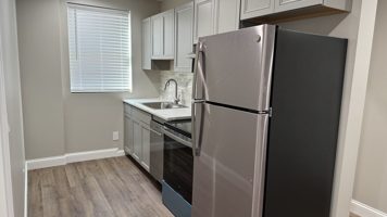 featured image of 704 Rockford Ave #1
