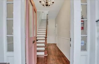 112 W Henry St #UPA - Photo 1 of 1