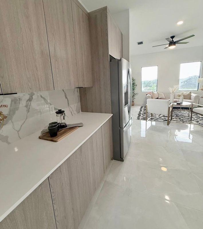 6469 Quartet St - Photo 3 of 4