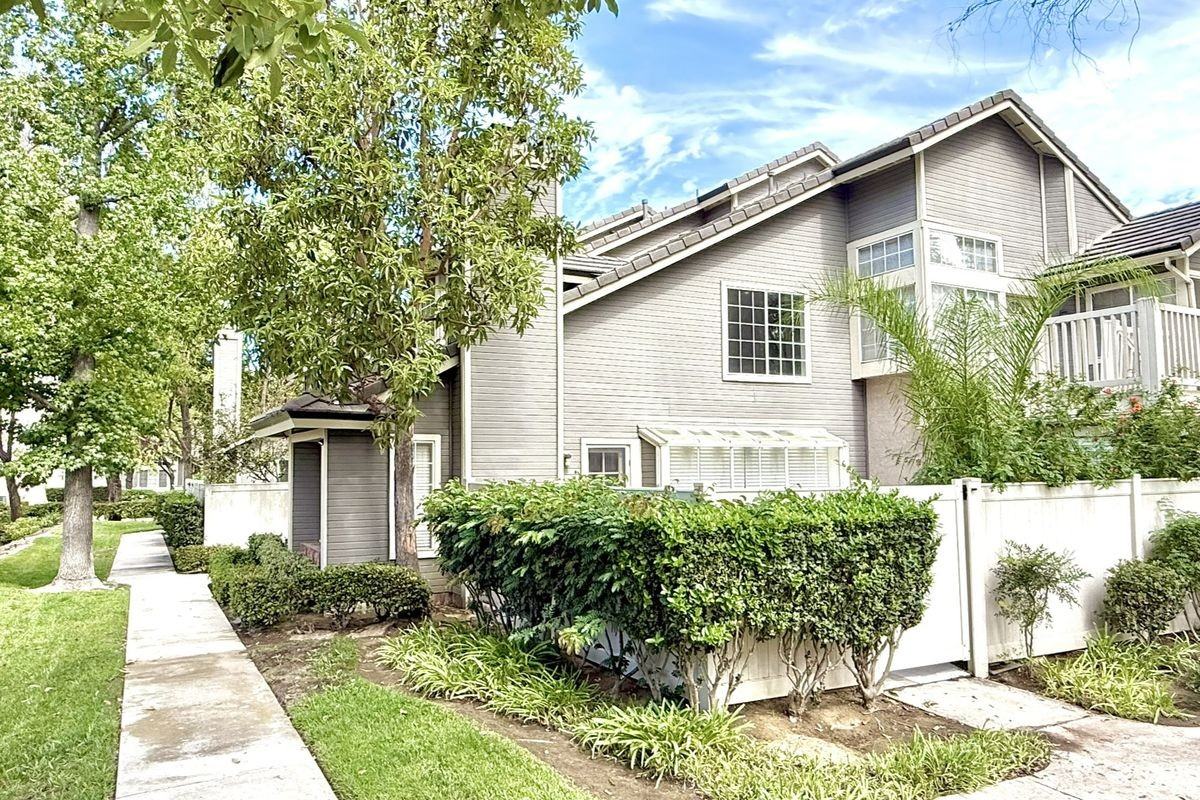 20772 E Crest Ln ##C - Photo 4 of 15
