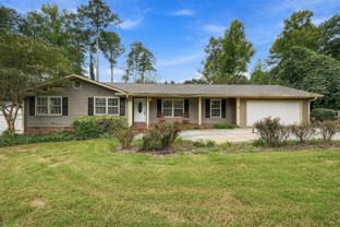 4548 Shallowford Rd - Photo 1 of 1