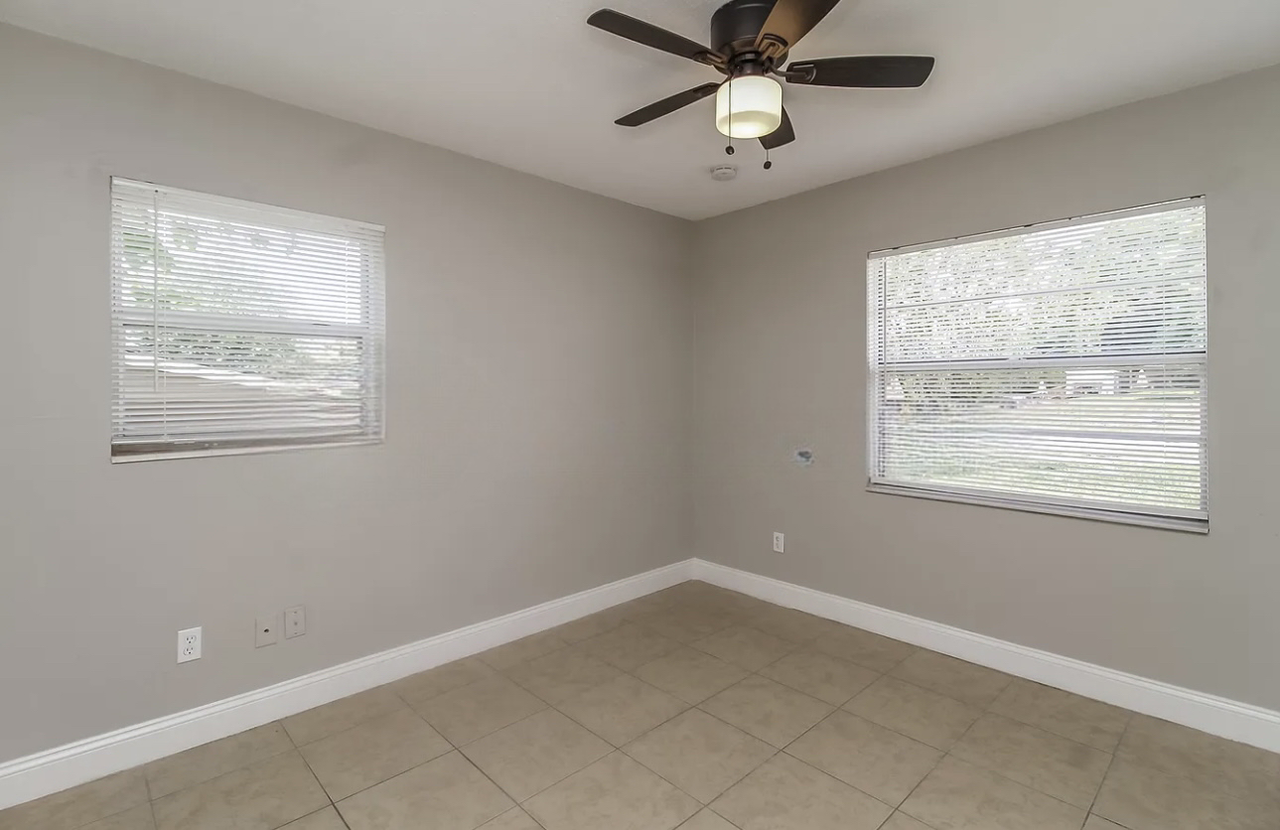 323 W Ella J Gilmore St - Photo 6 of 7