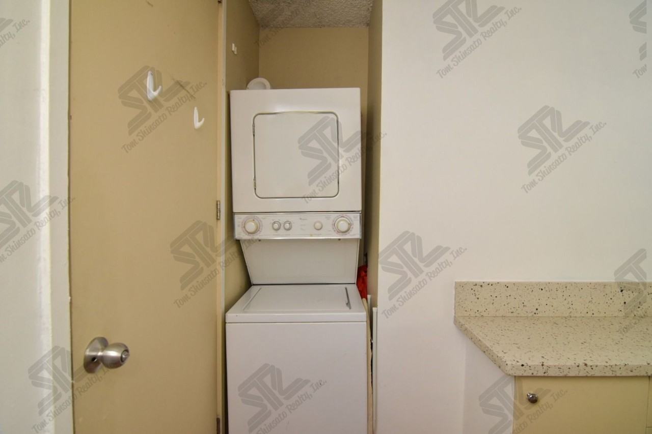 620 Mccully St #403 - Photo 7 of 17