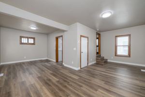 featured image of 156 E Johnson St