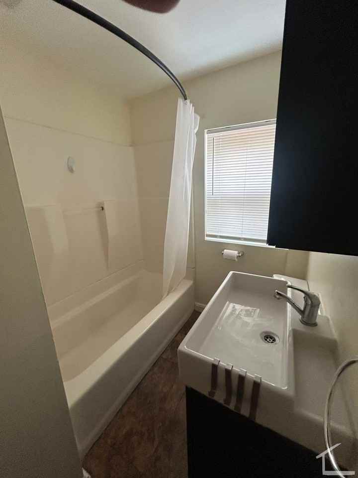 54 Rumford Ave - Photo 7 of 7