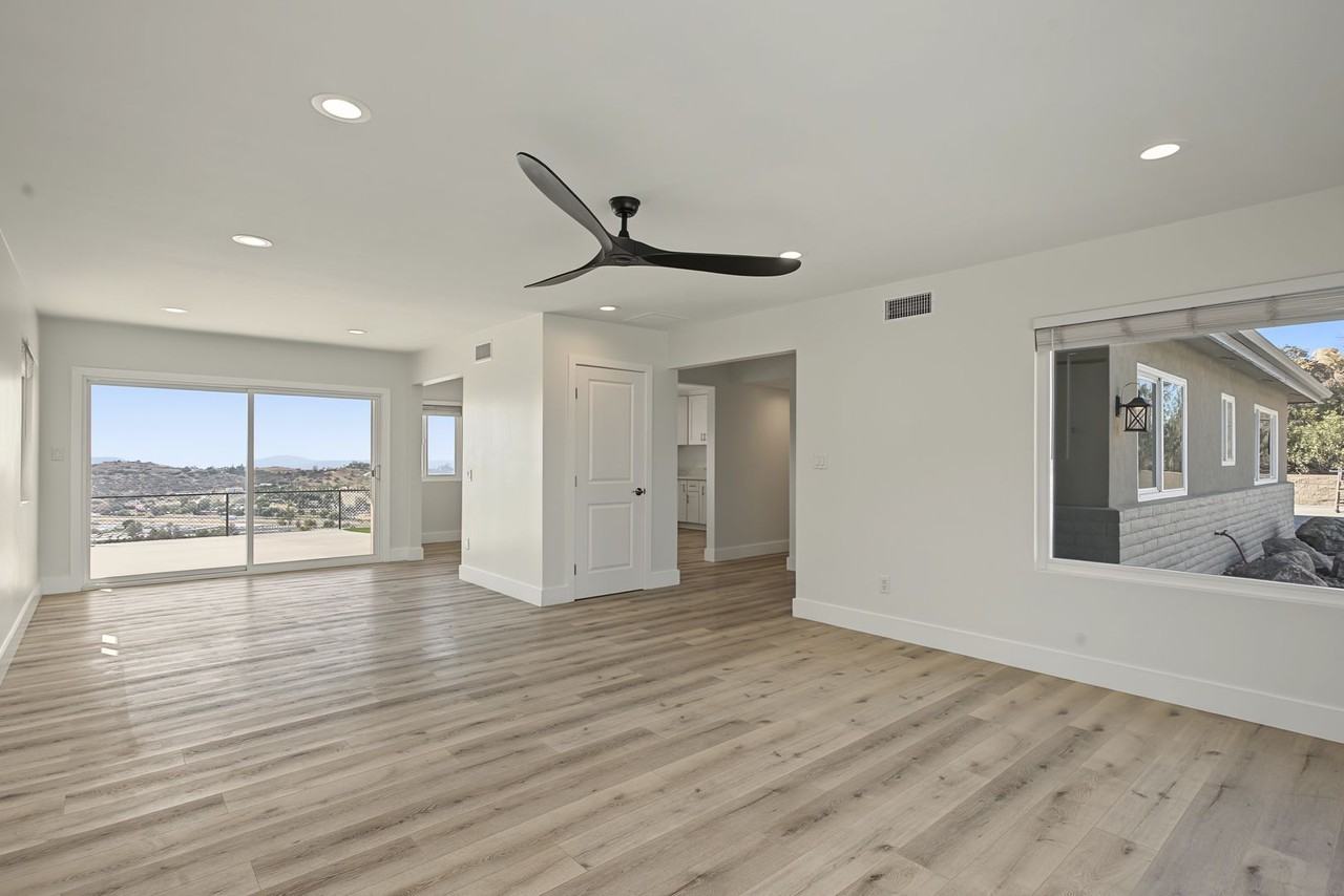 9414 Saddle Hill Rd - Photo 4 of 25