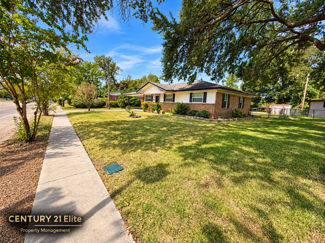 1609 Shady Grove Dr - Photo 5 of 50