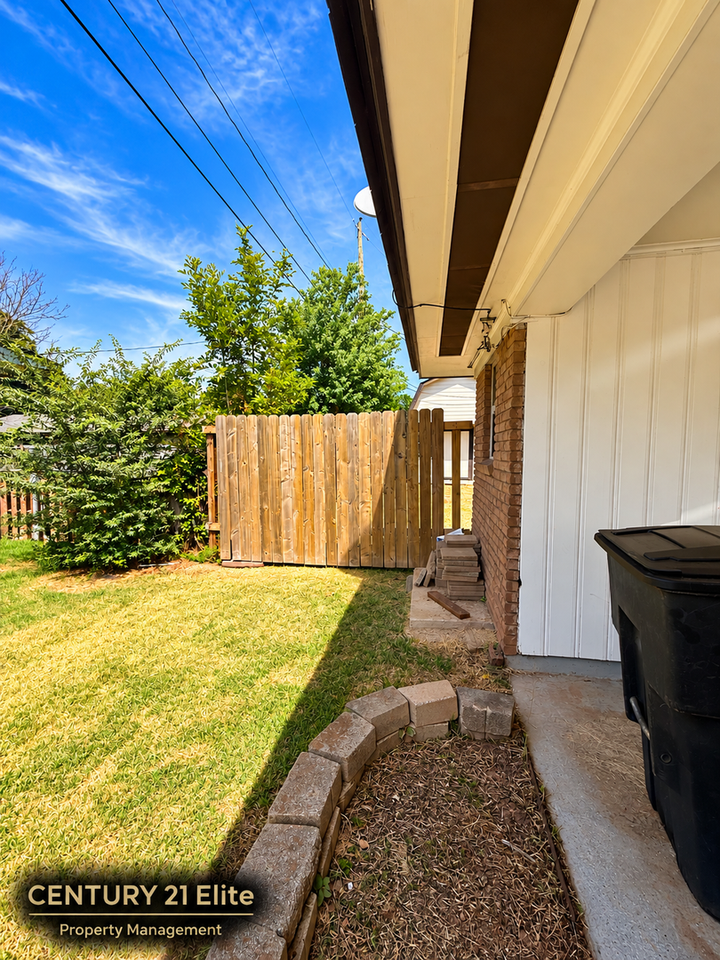 1609 Shady Grove Dr - Photo 7 of 50