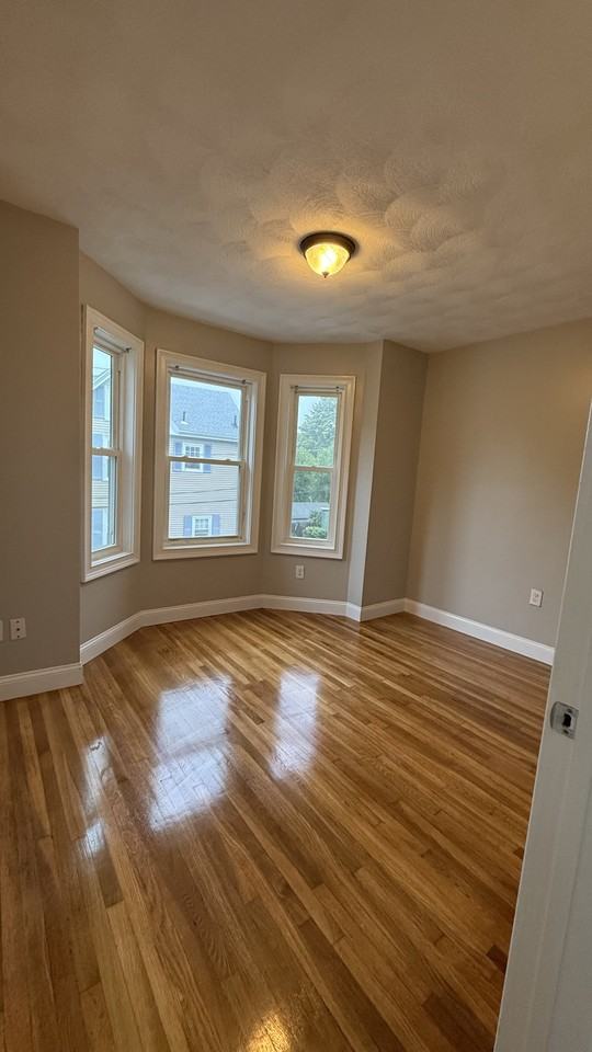 17 West Ave #1 - Photo 7 of 9