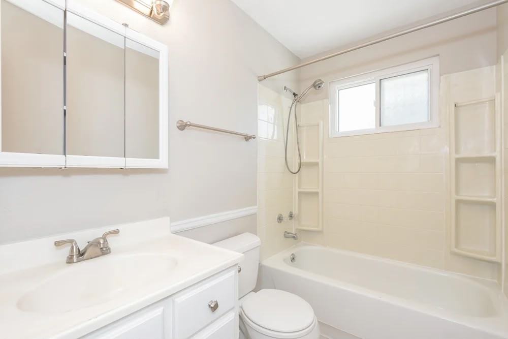 17488 E Plateau Dr #NA - Photo 6 of 7