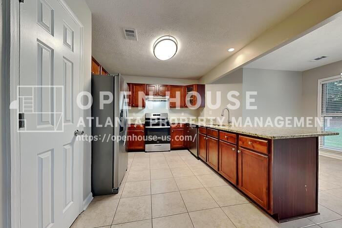677 Longbow Ct - Photo 6 of 25