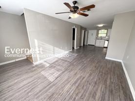 1800 Labette Manor Dr #5 - Photo 1 of 1