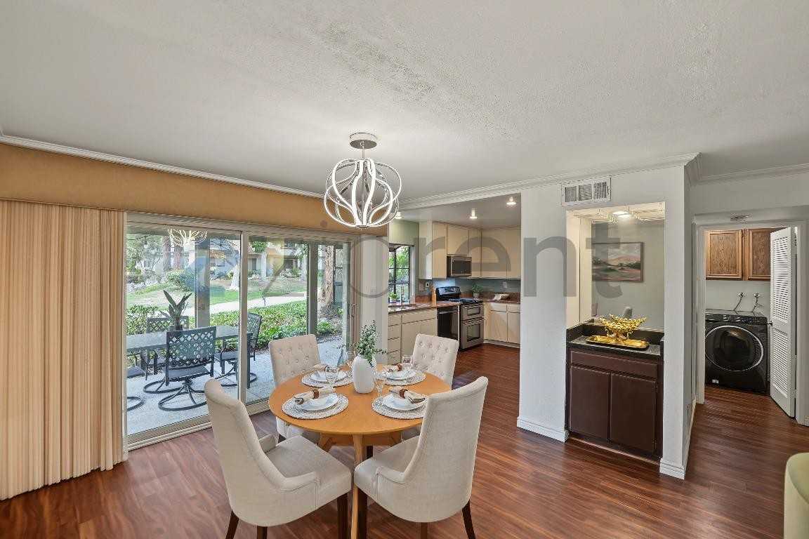 1710 Aspen Village Way - Photo 7 of 34