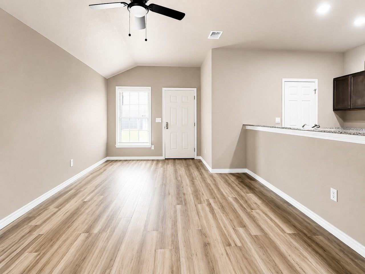 1204 North 18th Street - Photo 4 of 50
