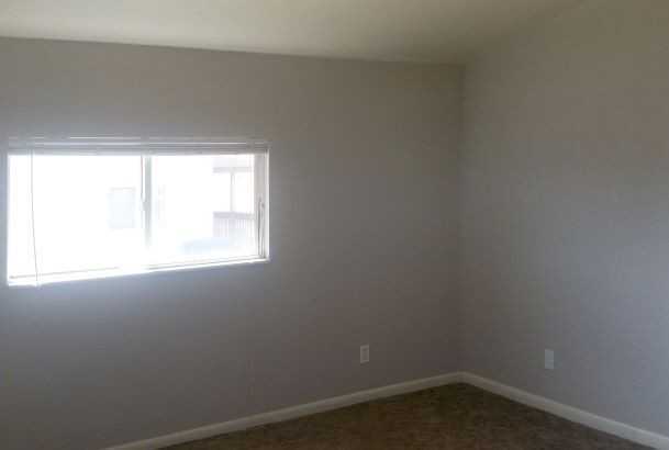 4-222 South 300 East - Photo 4 of 12