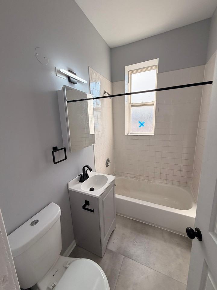 1515 South Millard Avenue - Photo 5 of 10
