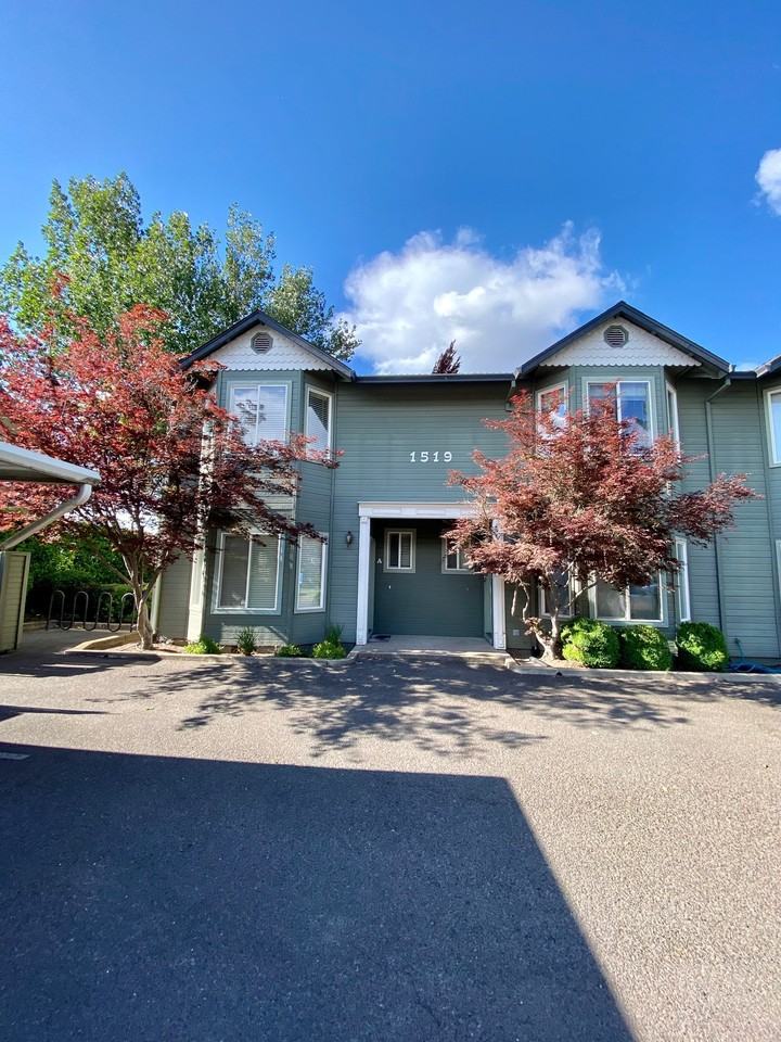 161, ID #, 1519 Hollyhock Drive, Unit D - Photo 3 of 30