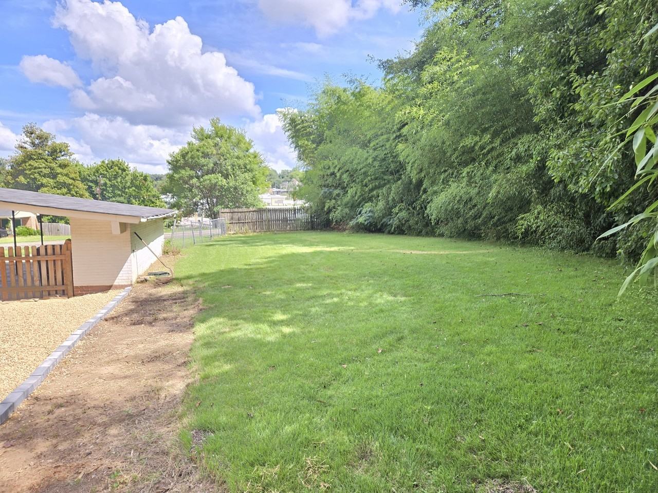4048 Dolly Ridge Road - Photo 5 of 25